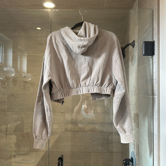 Matching Set: Jogger + Cropped Zip Up Loungewear - Picture 3 of 7